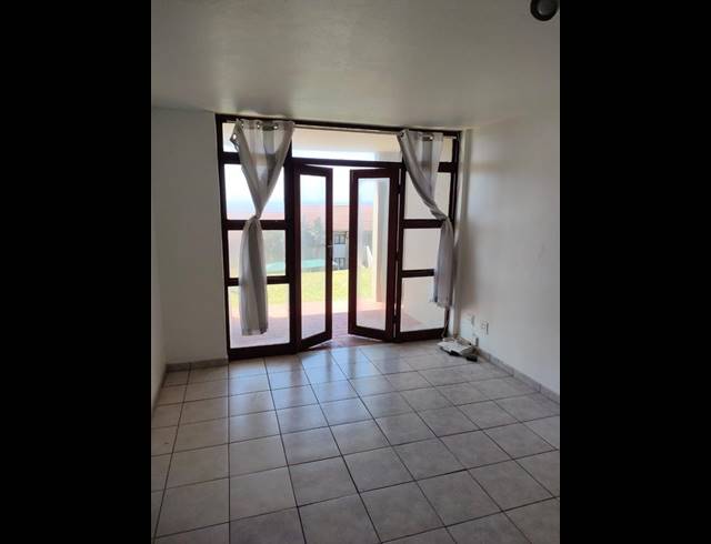 2 BEDROOM TOWNHOUSE FOR SALE IN LA MERCY